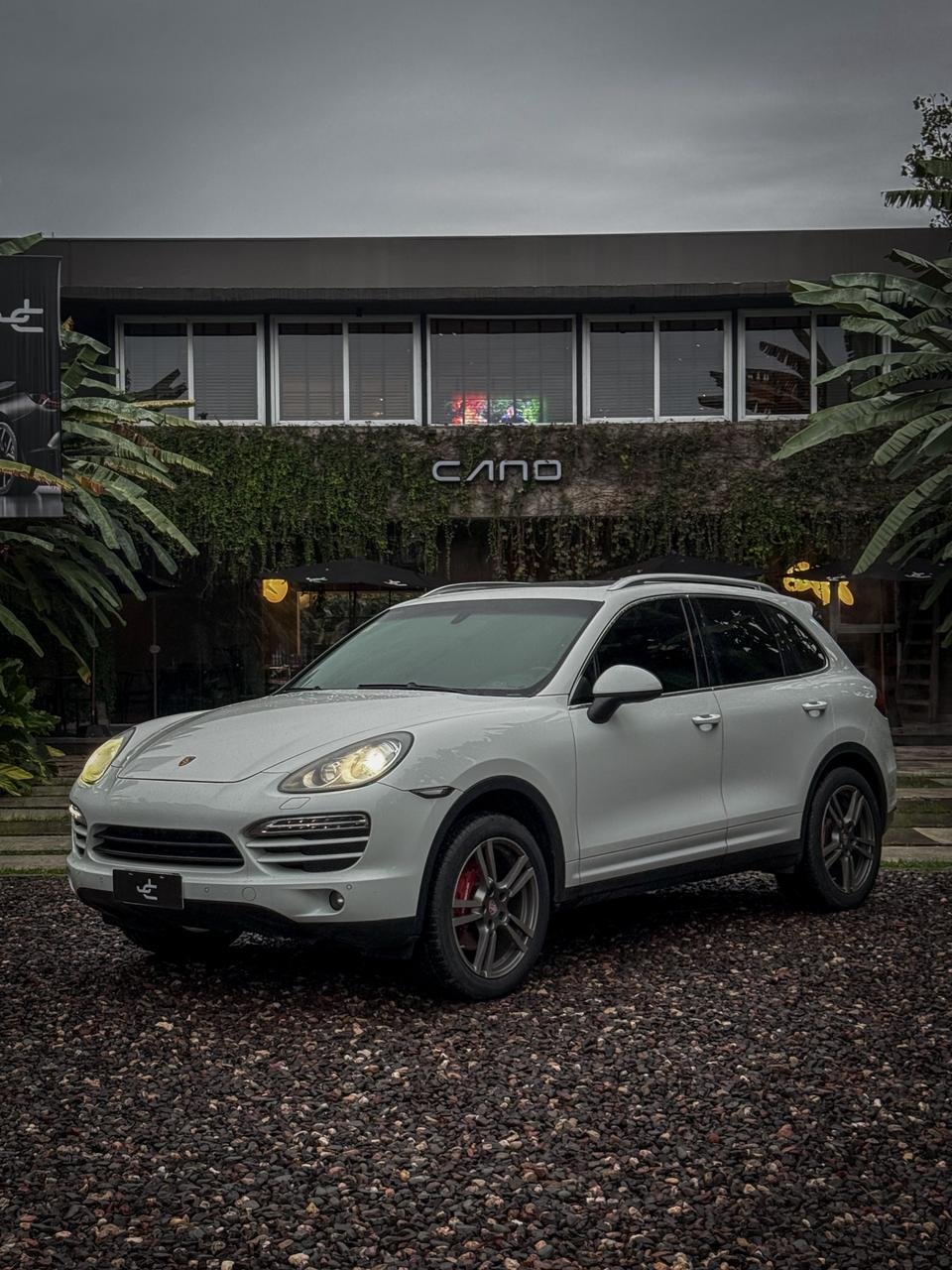 Porsche Cayenne V6